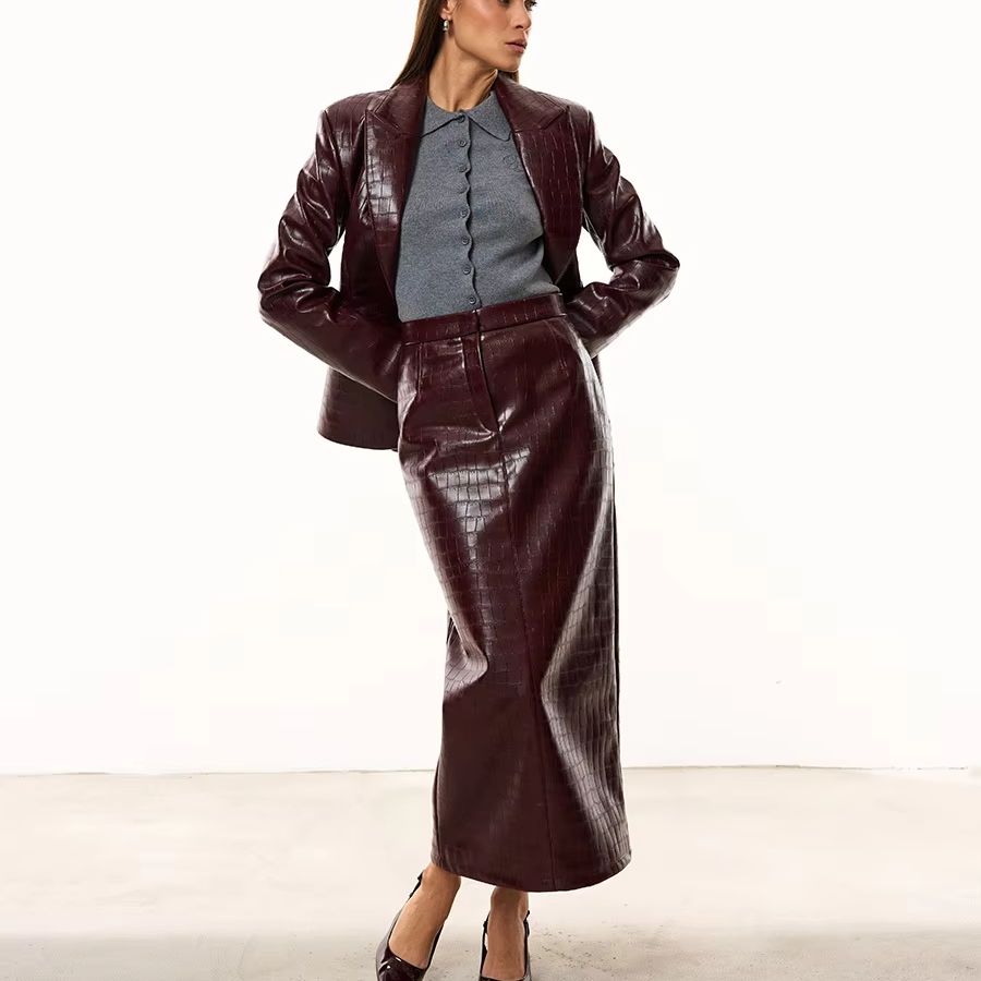 IG Women Burgundy Croc Faux Le - огляд і ціна Fly Line